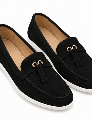 Slip-on High-end Loafers Gommino Women — Black — studio