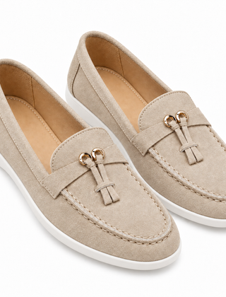 Slip-on High-end Loafers Gommino Women — A3199 Khaki — studio